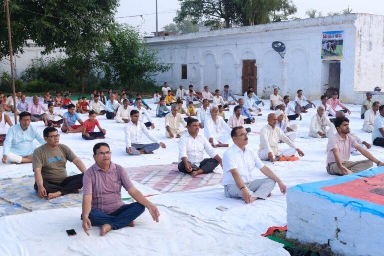 संभल-योग से प्रत्येक परिवार को जोड़ा जाए ताकि प्रत्येक परिवार रह सके निरोगी