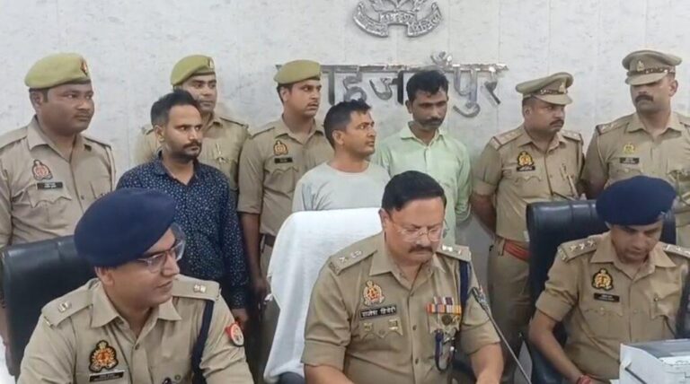 शाहजहांपुर-पुलिस ने नकली नोट बनाने वाले बड़े गिरोह का किया खुलासा