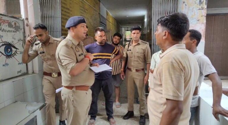 शाहजहांपुर-दिनदहाड़े दसवीं के छात्र की गोली मारकर हत्या से इलाके में फैली दहशत