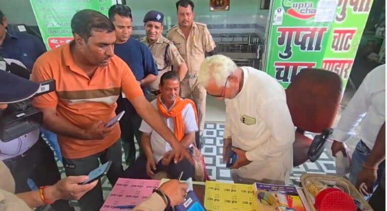 हरिद्वार-“गुप्ता चाट भंडार की आड़ में गुलफाम की दुकान, प्रशासन की निगरानी पर उठे सवाल”