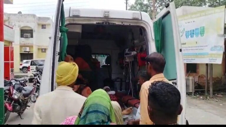 संभल-ट्रेन की चपेट मे आने से युवती घायल
