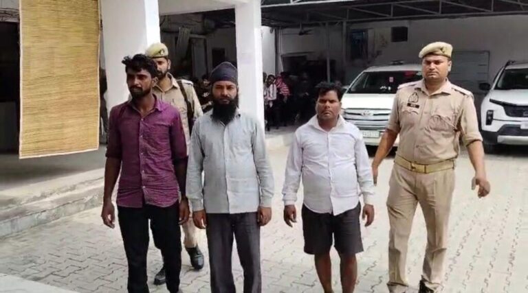 संभल-बिजली ट्रांसफार्मर चोरी करने बाले गेंग के तीन लोग गिरफ़्तार