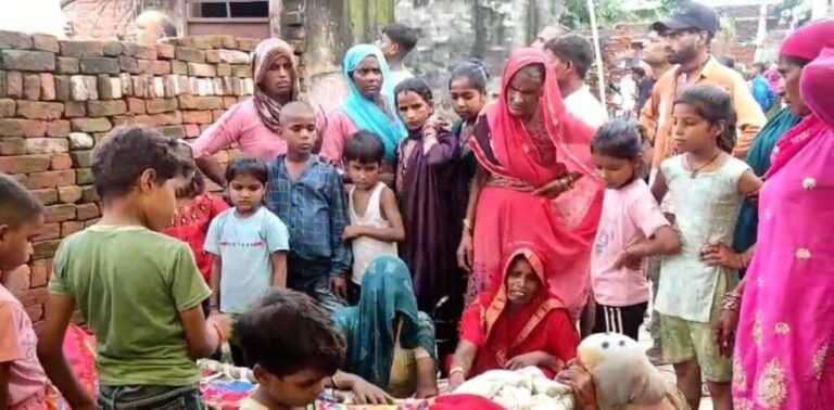 संभल-शकरपुर सोत में बारिश का कहर, मकान की छत गिरने से महिला की मौत, दो घायल