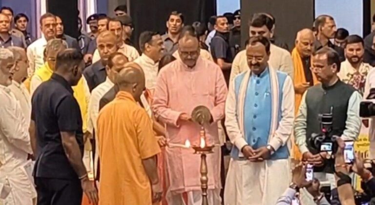 लखनऊ-मुख्यमंत्री योगी आदित्यनाथ ने श्री कृष्ण जन्माष्टमी के मौके पर दी बधाई