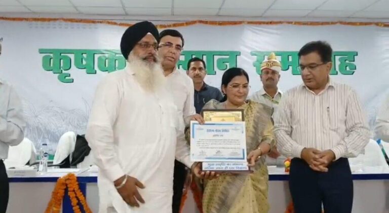 हरदोई-प्रधानमंत्री नरेंद्र मोदी के किसानों की आय दोगुनी करने का नारा हुआ बुलंद
